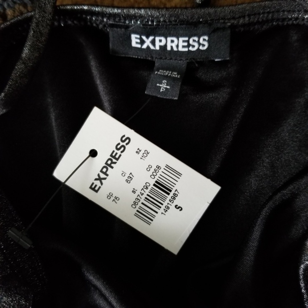 Express shimmer halter cowl cami Small NWT - Picture 4 of 5